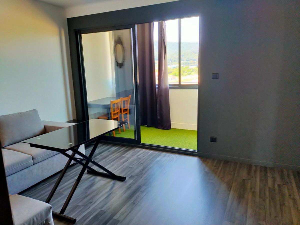 Appartement En Duplex Au 3Ieme Etage Sans Ascenseur Hyères Exteriér fotografie