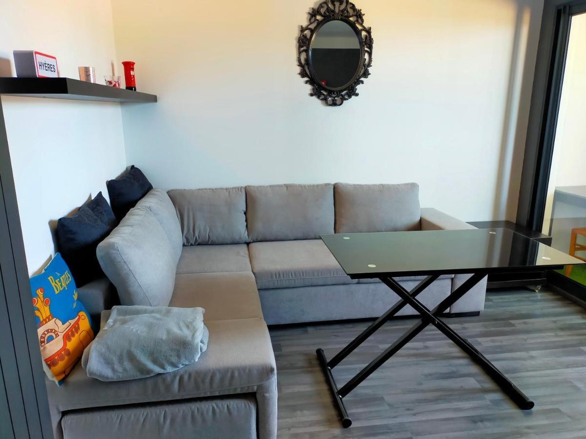 Appartement En Duplex Au 3Ieme Etage Sans Ascenseur Hyères Exteriér fotografie