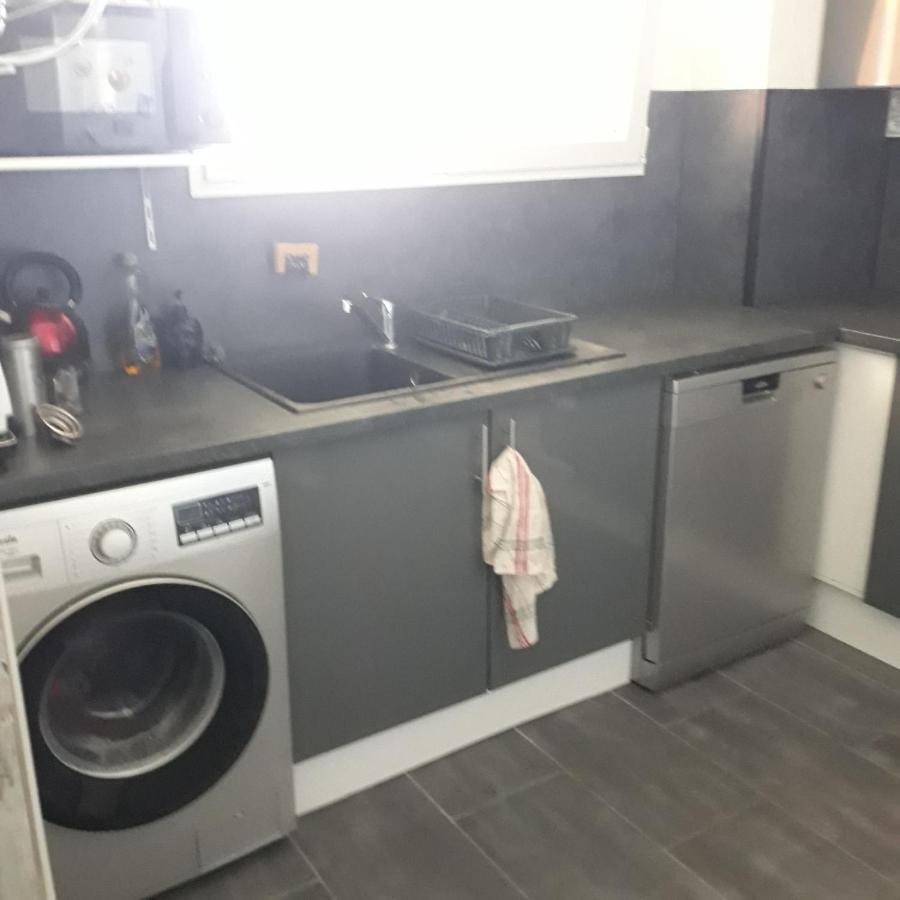 Appartement En Duplex Au 3Ieme Etage Sans Ascenseur Hyères Exteriér fotografie